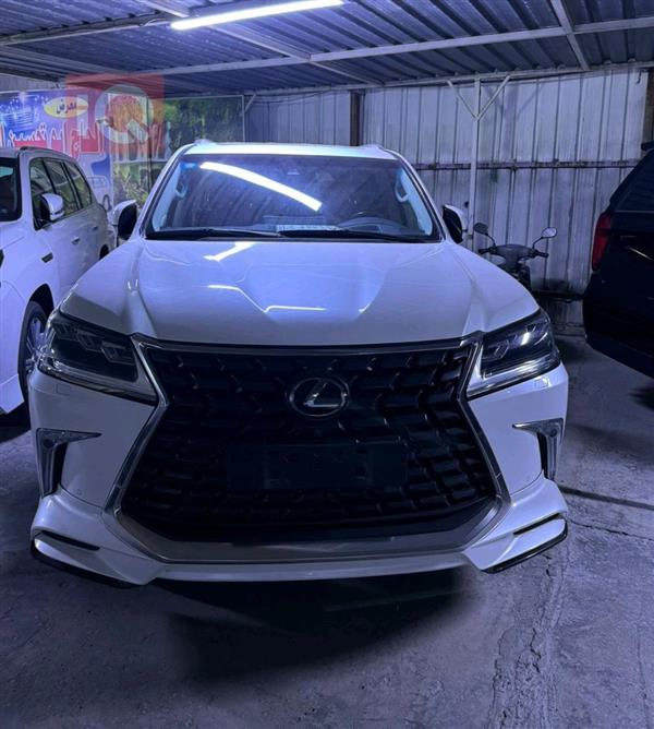 Lexus for sale in Iraq